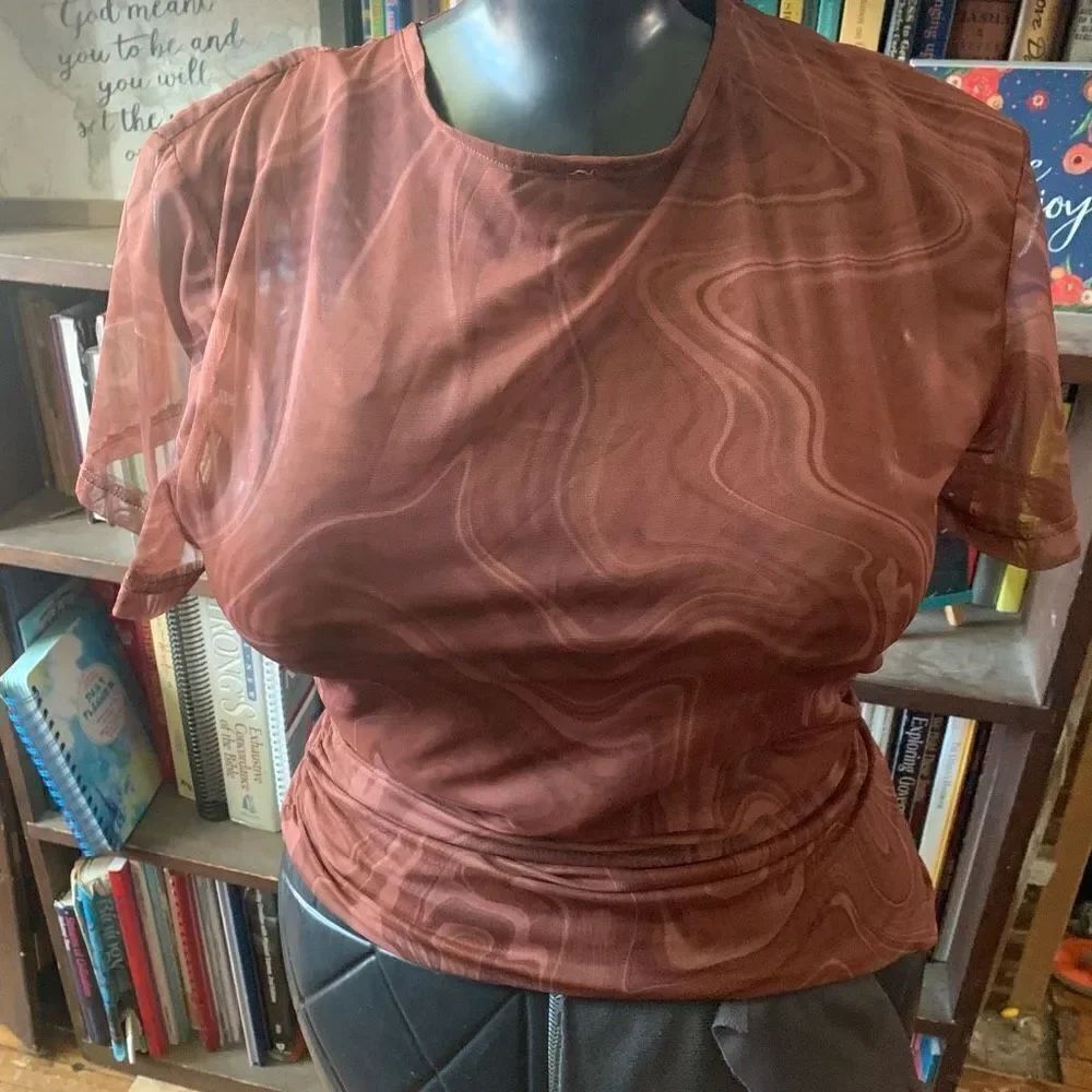 House of CB brown marbled L semi sheer ruched short sleeve blouse